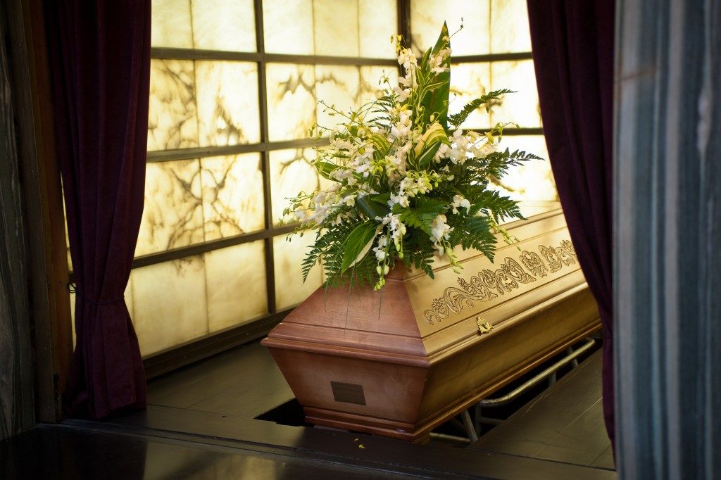 Biodegradable casket to be buried